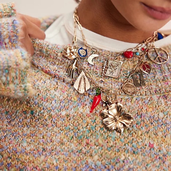 Free People Maxamillion Charm Necklace Flower Power One Size - Picture 3 of 15